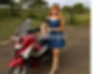 Pemilik NMAX Ini Cantik dan Sexy