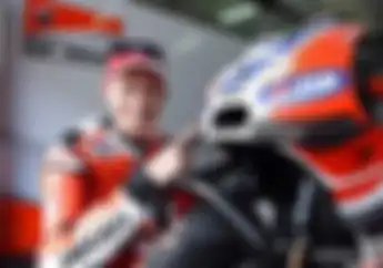 Stoner Bantu Lorenzo Di Ducati