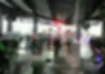 Stand Kawasaki Runtuh Tak Kuat Nahan Hujan