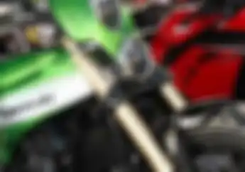 Dua Headlight Lebih Keren