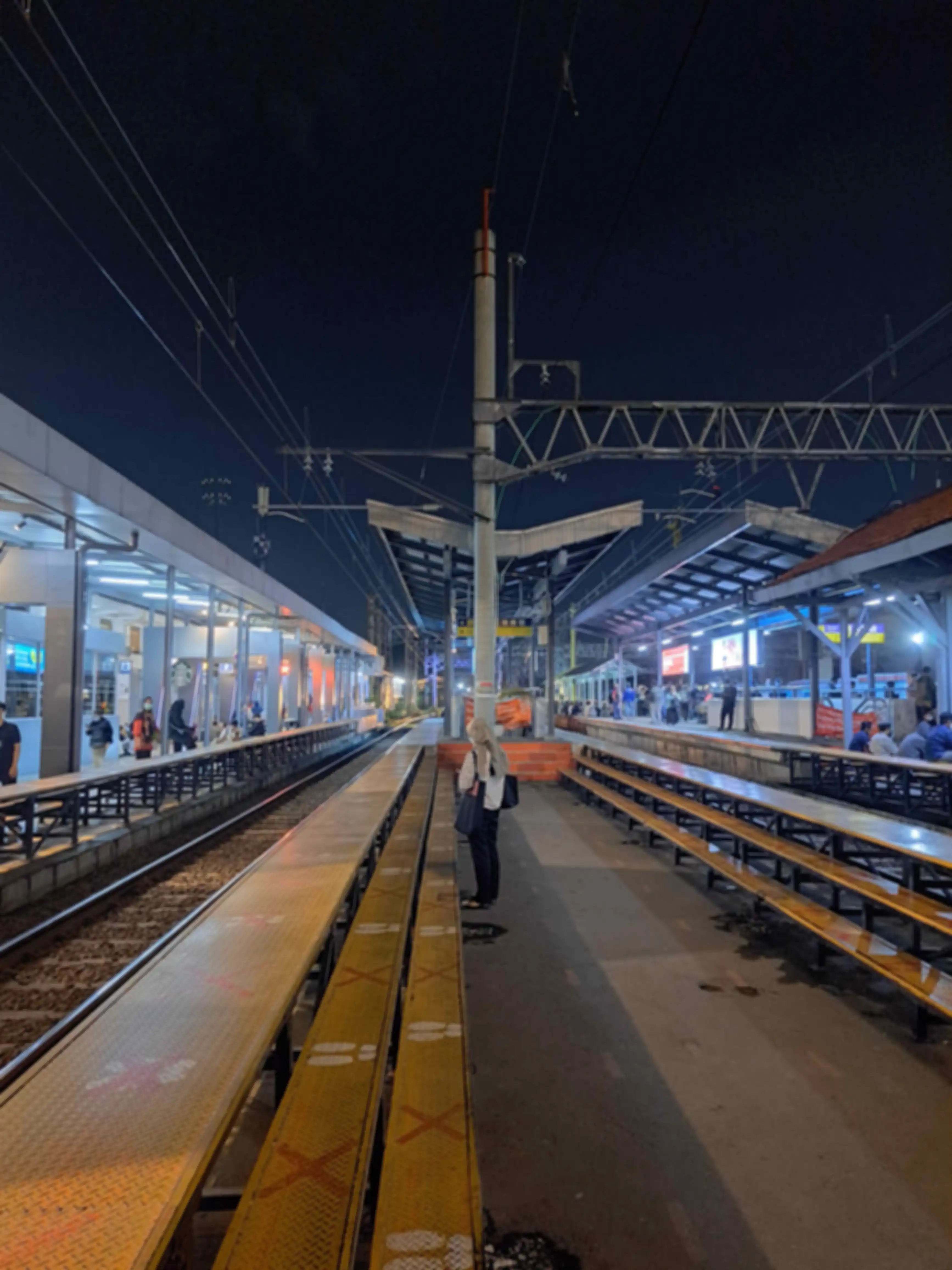 Hasil foto dengan fitur malam dari Galaxy A53 5G.