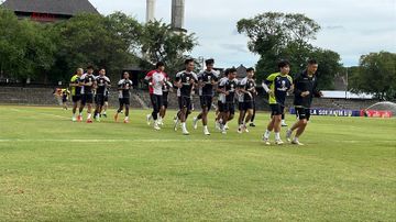 Sesi latihan timnas Indonesia di Stadion Sriwedari, Solo pada Rabu (18/12/2024) sore WIB.