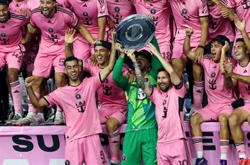 Inter Miami dan Lionel Messi merayakan gelar Supporters Shield sebagai klub terbaik di klasemen reguler MLS 2024 dan lolos ke Piala Dunia Klub 2025.