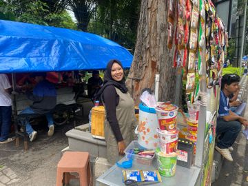 Nima UMKM Lokal di Stadion Manahan