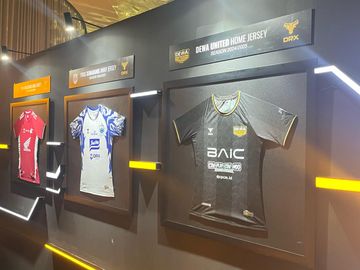 Jersey klub Liga 1 yang didukung oleh DRX