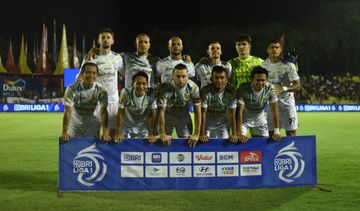 Skuad Persib Bandung saat melawan Semen Padang, Senin (10/3/2025).