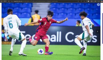 Suasana pertandingan antara timnas U-17 Thailand melawan timnas U-17 Arab Saudi, Senin (7/4/2025).