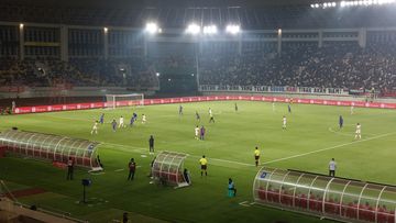 Suasana pertandingan antara Persis Solo melawan Arema FC, Senin (5/5/2025).