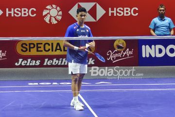 Tunggal putra Indonesia, Alwi Farhan, saat tampil dalam ajang Indonesia Open 2025 di Istora Senayan, Jakarta, Selasa (3/6/2025).