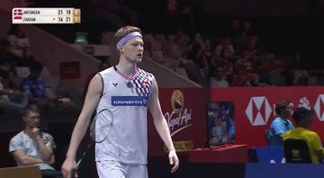 Anders Antonsen menghadapi Alwi Farhan di babak kedua Indonesia Open 2025, Kamis (5/6/2025).