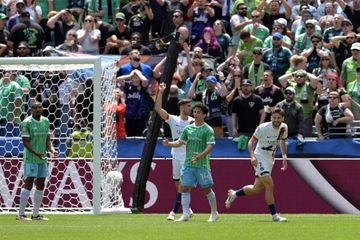 Paris Saint-Germain meraih kemenangan 2-0 atas Seattle Sounders pada matchday ketiga Piala Dunia Klub 2025.