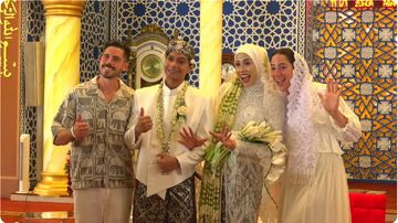 Giovanna Milana dan suami hadir dalam sesi akad nikah Megawati Hangestri dan Dio Novandra di Masjid Roudhatul Muchlisin, Jember, Jawa Timur, Jumat (4/7/2025).