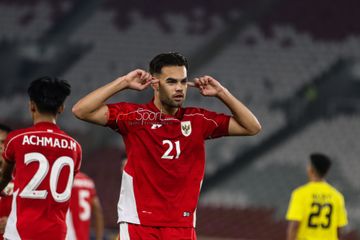 Jens Raven sedang melakukan selebrasi seusai mencetak gol dalam laga babak penyisihan Grup A Piala AFF U-23 2025 antara Timnas U-23 Indonesia versus Timnas U-23 Brunei Darussalam di Stadion Utama Gelora Bung Karno, Senayan, Jakarta, Selasa (15/7/2025).