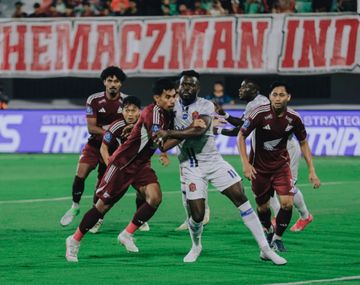 Suasana pertandingan antara PSM vs Persijap Jepara di laga pekan pertama Super League 2025-2026 di Stadion B. J. Habibie, Pare-pare, Sulawesi Selatan, Jumat (8/8/2025).