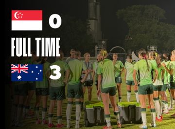 Kalahkan Singapura U-16 Putri. Timnas Putri U-16 Australia memastikan lolos ke semifinal ASEAN Cup U-16 Putri 2025 dengan memimpin puncak klasemen Grup C. Sementara itu, Vietnam di Grup B masih menunggu nasibnya.