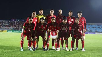 Skuad Timnas U-23 Indonesia (skuat Timnas U-23 Indonesia) sedang foto bersama saat bertanding di Stadion Gelora Delta, Sidoarjo, Jawa Timur, Sabtu (7/9/2025).