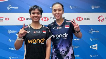 Kemenangan atas Rui Hirokami/Sayaka Hobara membaw Febriana Dwipuji Kusuma/Meilysa Trias Puspitasari melaju ke semifinal Australian Open 2025.
