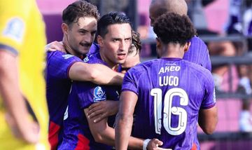 Suasana pertandingan antara Persik vs Semen Padang pada laga pekan ke-14 Super League 2025-2026 di Stadion Brawijaya, Kediri, pada Kamis (27/11/2025).