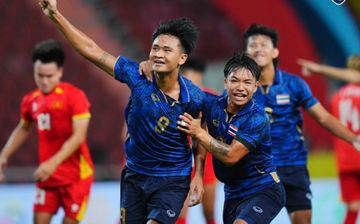 Suasana pertandingan antara Thailand vs Vietnam pada laga final SEA Games 2025 di Stadion Rajamangala, Thailand, Kamis (18/12/2025.