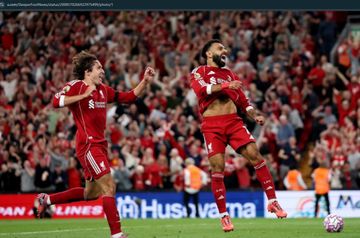 Kepergian Federico Chiesa untuk kembali ke Juventus disebut-sebut bergantung pada keputusan Mohamed Salah di Liverpool.