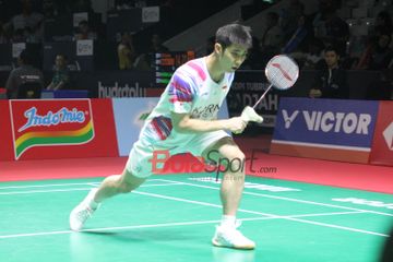 Tunggal putra Singapura, Loh Kean Yew, sedang bertanding pada Indonesia Masters 2026 di Lapangan Istora, Senayan, Jakarta, Rabu (21/1/2026).