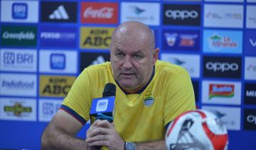 Pelatih Persib, Bojan Hodak enggan berbicara banyak soal duel lawan Persebaya Surabaya