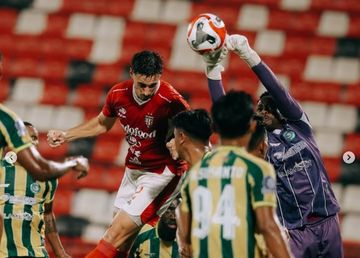 Suasana pertandingan antara Bali United Vs PSBS Biak dalam laga pekan ke-26 Super League 2025/2026, di Stadion Kapten I Wayan Dipta, Gianyar, Bali, Senin (6/4/2026).