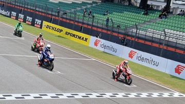 Pembalap Astra Honda Racing Team (AHRT), Rheza Danica Ahrens, memulai Race 1 ARRC 2026 kelas AP250 pada posisi start pertama di Sirkuit Sepang, Malaysia  (11/4/2026).