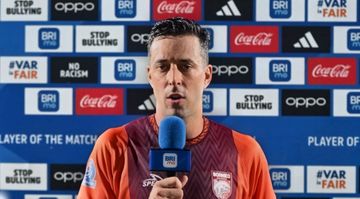 Pemain Borneo FC, Koldo Obieta, bicara terkait persaingan juara melawan Persib Bandung.