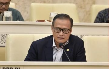 Pemerhati dan penulis sepakbola, Aziz Subekti