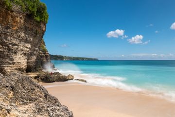 Empat Pantai di Indonesia yang Paling Banyak Diunggah di Instagram