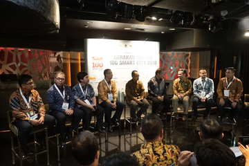 Seremoni tahap kedua Gerakan Menuju 100 Smart City dihadiri oleh Menteri Komuornikasi dan Infmatika, Rudiantara.