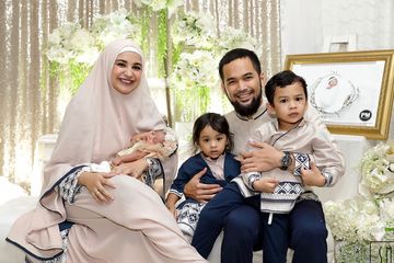 Pamer Foto Bareng Shireen Sungkar, Teuku Wisnu Bikin Istrinya Pusing! Kenapa?