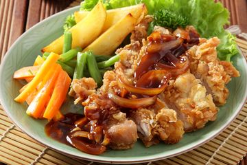 Enggak Perlu ke Restoran! Buat Sendiri Steak Ayam Goreng Teriyaki, Lebih Enak Lebih Murah