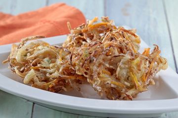 Ingin Sajian Pelengkap Yang Cepat? Yuk, Coba Buat Bakwan Sayur Dan Jamur Ini