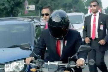 Bukan Jokowi Asli, Ini Sosok Pengganti Jokowi Saat Kendarai Motor di Pembukaan Asian Games 2018