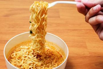 Berkaca dari Pelajar yang Meninggal Karena Tiap Malam Makan Mi Instan, Ini 5 Fakta Mi Instan yang Tak Banyak Orang Tahu