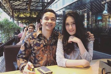 Beda Usia 10 Tahun, Adly Fairuz Hari Ini Lamar Kekasih Cantiknya!