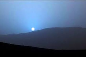 Senja di Mars Berwarna Biru, Apa Penyebabnya?