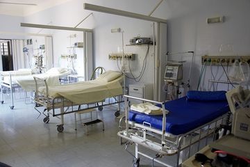 Ajak Ngobrol Pasien Korban Kecelakaan Lalu Lintas, Dokter Ini Syok saat Tahu Pasiennya Sudah Meninggal 30 Menit Lalu: Tewas di TKP...