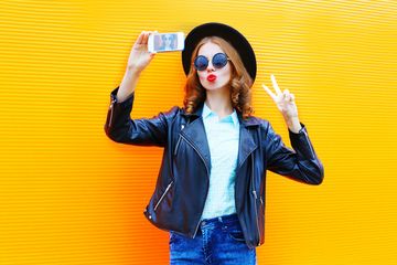 Selfitis, Perilaku Kecanduan Selfie yang Termasuk Gangguan Mental