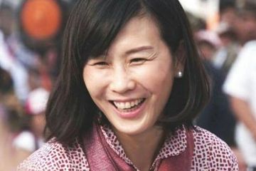  Veronica Tan