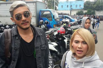 Gandeng Pria Malaysia, Mantan Istri Aming Sebut Ingin Segera Menikah