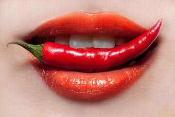 Cara Menghilangkan Sensasi Lidah Terbakar akibat Makanan Pedas