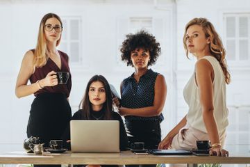 Hanya enam negara yang memiliki nilai tinggi untuk kesetaraan hak kerja antar gender. 