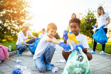 Trashtag Challenge, Tren Viral yang Mengajak Pengguna Media Sosial Bersihkan Sampah di Sekitarnya 