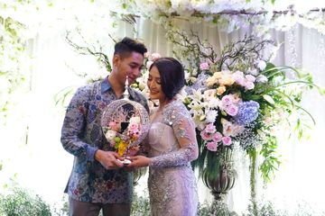 Siti Badriah Resmi Tunangan dengan Sang Kekasih, Krisjiana Baharudin