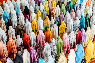 Mukena Putih Kembali Terlihat Baru dengan Tips Mencuci Mudah Ini!