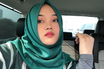 Putri Delina