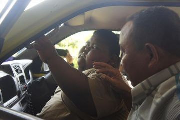 Satia Putra dan ayahnya